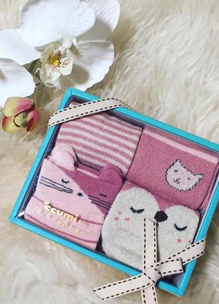 Шкарпетки подарункові в коробочці 4шт в упаковці, рожеві для дівчинки.