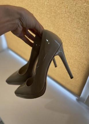 Туфлі човники