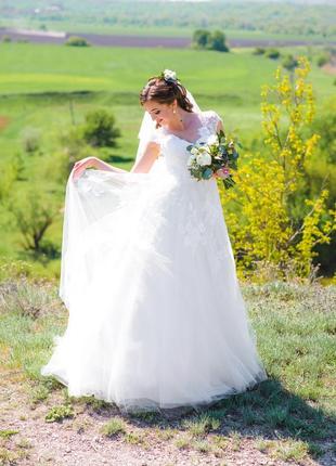 Нежное свадебное платье. а-силуэт, французское кружево, фатин.4 фото