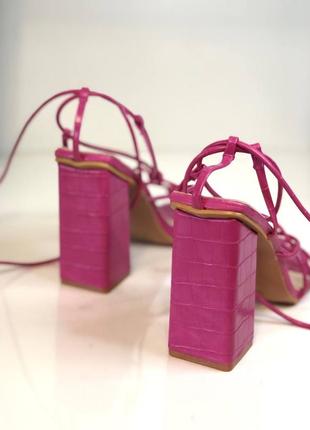 Босоножки на завязках туфли лодочки мюли