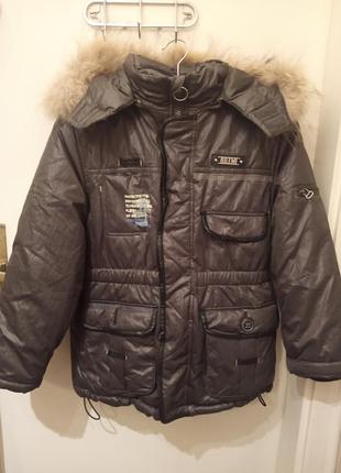 Детская тёплая зимняя куртка bilemi с тёплой подкладкой и капюшоном из натуральной опушки. размер: 9/1341 фото