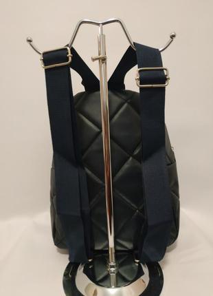 Рюкзак жіночий  стьобаний міський на блискавці з кишенею4 фото