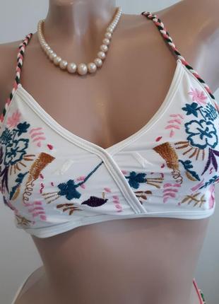 Раздельный купальник с вышивкой на возраст 12/13 лет, 32/34