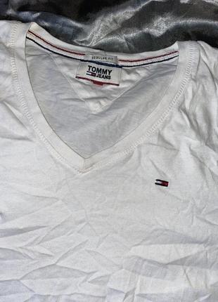 Базовая белая футболка оверсайз hilfiger2 фото