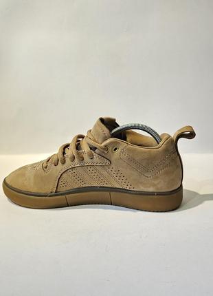 Кроссовки кроссовки adidas tyshawn shoes cardboard mens h049286 фото