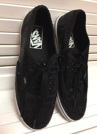 Мега стильни кеди vans