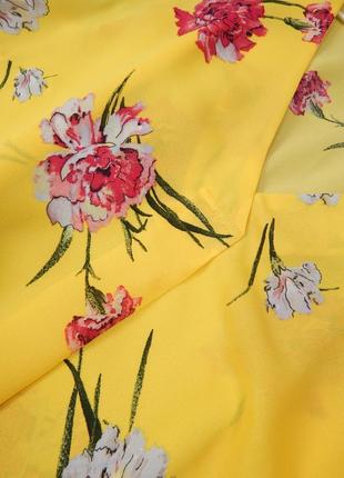 Легкая блуза без рукавов в красивом цвете на лето в цветы цветочный принт туника4 фото
