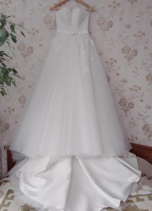 Весільна сукня фатинова спідниця