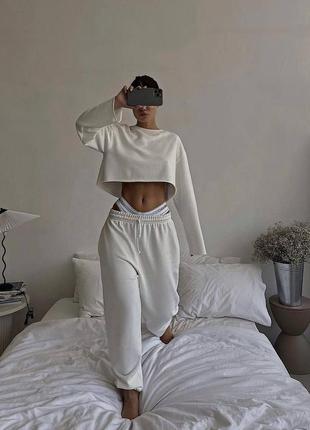 Стильный молодежный спортивный костюм из двухнитки