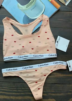 Бежевий комплект нижньої білизни  calvin klein