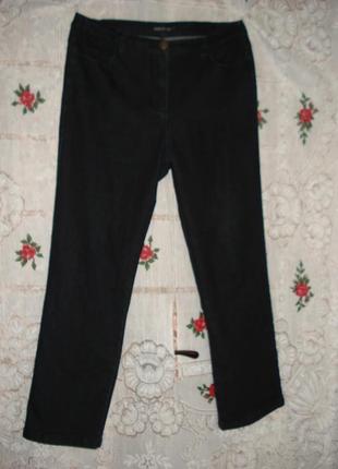 Джинси чорного кольору"straight leg"р. 14