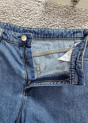 Актуальные джинсовые шорты на высокой посадке10 фото
