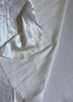 Нічна сорочка сукня молочна нічна сукня на бретелях з розрізом довга молочного кольору атласна s,m3 фото