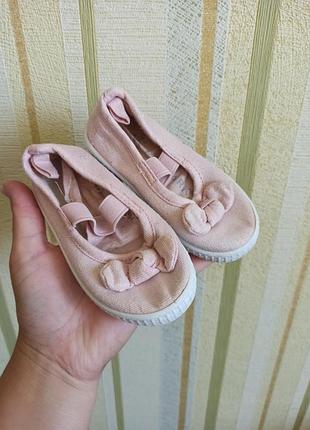 Легкие розовые мокасины primark