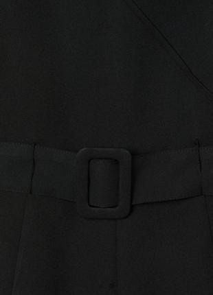 Чорний базвий брючний комбінезон кюлотами с поясом на тонкі шлейфах2 фото