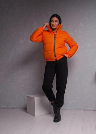 Куртка жіноча демісезонна помаранчева, коротка стьобана куртка пуфер без капюшона весна осінь3 фото
