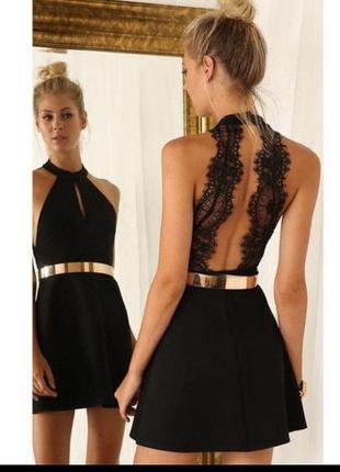 Короткое черное мини платье с открытой спинкой
