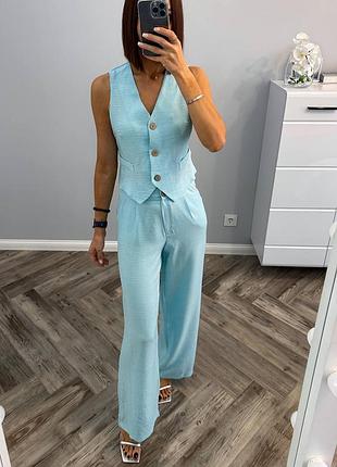 Костюм женский двойка с брюками и жакетом