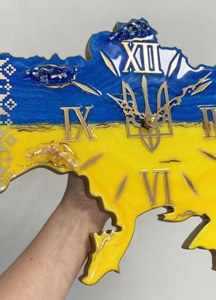 Годинник настінний з епоксидної смоли "карта україни" 40x27 см