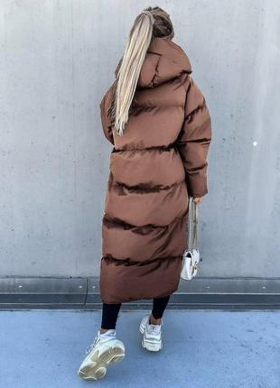 Куртка зимова жіноча довга з капюшоном цвіт мокко, куртка міді, якісна тепла, стьобана куртка3 фото