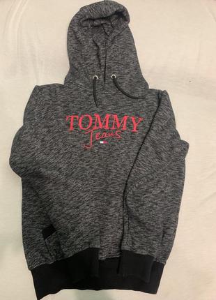 Худи от Tommy jeans