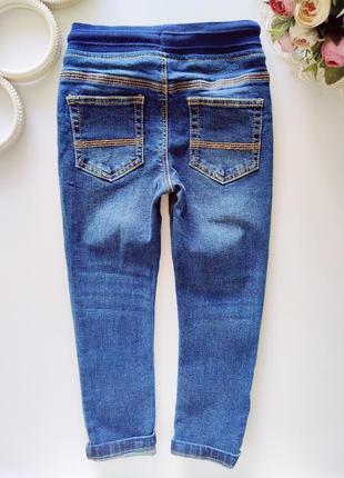 Стрейчевые джинсы на резинке артикул: 163874 фото