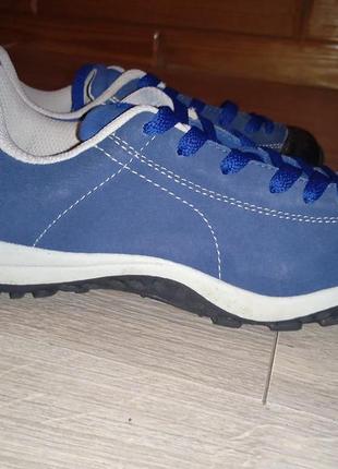 Дитячі трекінгові кросівки німеччина розмір 35-22.5см