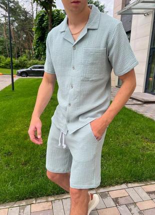Літній чоловічий комплект з тканини муслін - ідеальний літній лук на кожен день