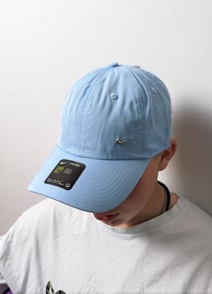 Кепка nike блакитна жіноча / чоловіча