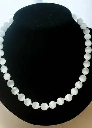 Гарні буси кошаче око світлі індія