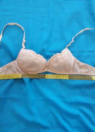 Бюстгальтер