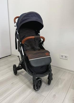 Прогулянкова коляска carello astra