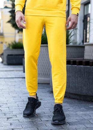 Мужские штаны джоггеры с карманами жёлтые pobedov 95