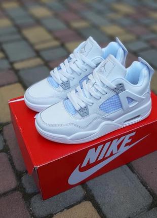 Круті жіночі кросівки топ 📝