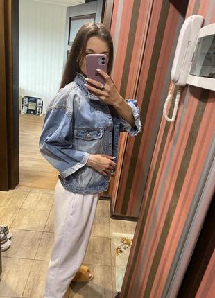 Джинсовая куртка