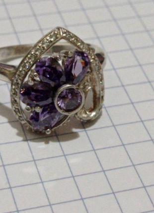 Перстень серебряный с аметистами, 18 размер.