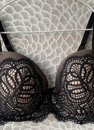 Бюстгальтер бра бюст лифчик victoria’s secret