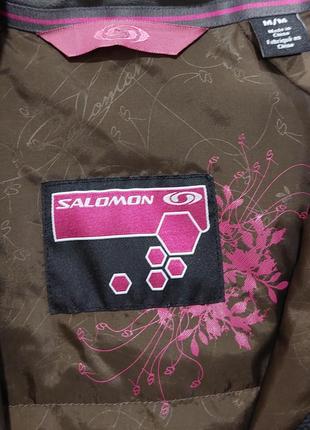 Шикарная женськая стильная курточка от salomon.2 фото