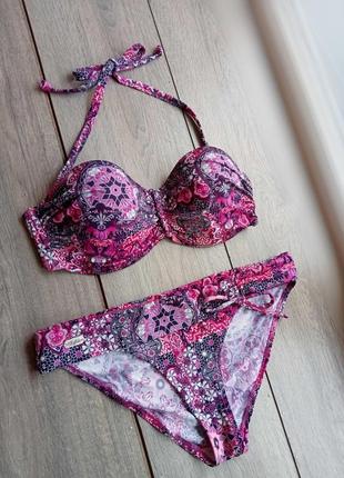 Купальник с чашечками 75 b