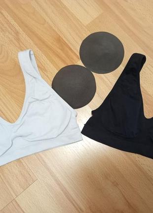Цена за два 100 грн.,топ бесшовный чёрный/белый.