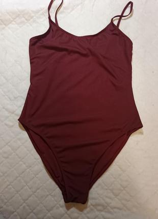 Шикарний стильний яскравий суцільний купальник в басейн пляж