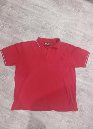 Котонова футболка поло.