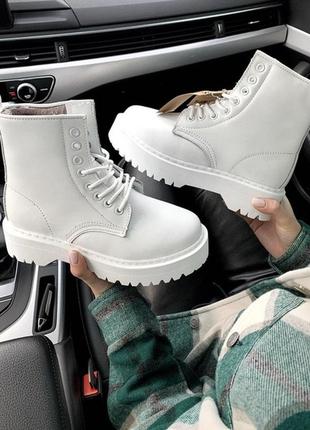 Ботинки dr.martens jadon mono white ( fur ) (зима)4 фото