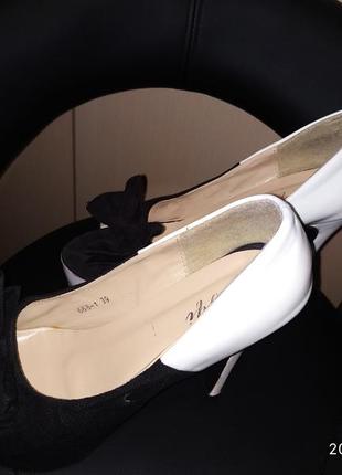 Чёрно-белые туфли, замша и лак, на высоком каблуке,с бантиком2 фото