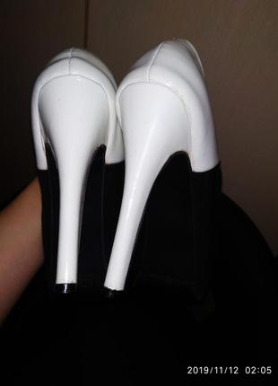 Чёрно-белые туфли, замша и лак, на высоком каблуке,с бантиком5 фото