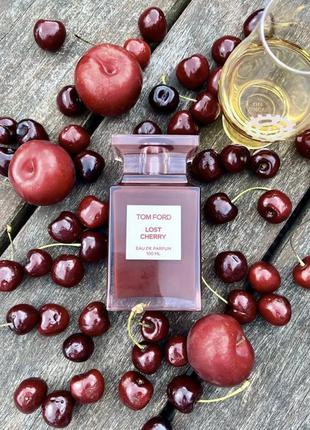 Tom ford lost cherry eau de parfum розпив