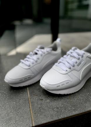 Белые женские кроссовки puma r78 оригинал3 фото