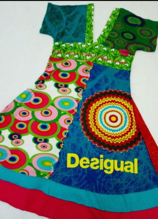 Летнее яркое платье desigual