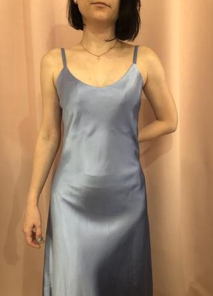 Блакитна сукня в білизняному стилі4 фото