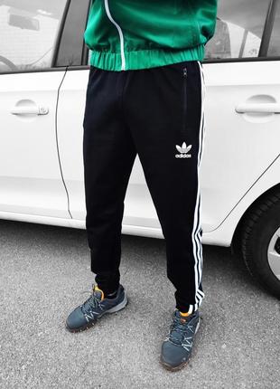 Чоловічі штани adidas чорні